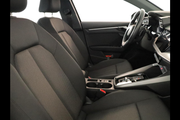 Audi A3 Sportback 30 TFSI Pro Line 110 pk S-tronic | Verlengde garantie | Navigatie via App | Parkeersensoren achter | Apple Carplay/Android Auto | LED koplampen |