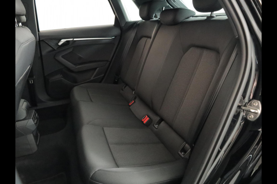 Audi A3 Sportback 30 TFSI Pro Line 110 pk S-tronic | Verlengde garantie | Navigatie via App | Parkeersensoren achter | Apple Carplay/Android Auto | LED koplampen |