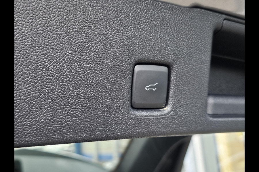 Ford Kuga 2.5 PHEV ST-Line X | Winter Pack | Half leder | Elek. achterklep | Adaptive cruise | Blind spot | Zéér compleet | Nieuwstaat!