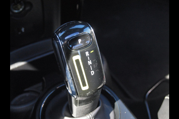 MINI Mini Electric Classic 33 kWh | Panoramadak | Camera | Apple Carplay | Cruise Control |