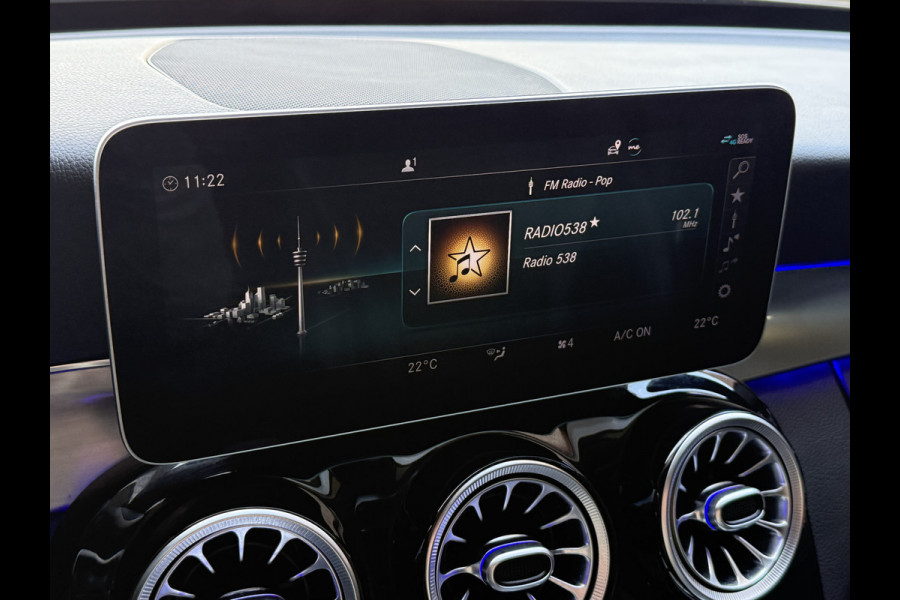 Mercedes-Benz C-Klasse 160 Business Solution AMG | Origineel NL | Burmester | Sfeerverlichting | Apple Carplay