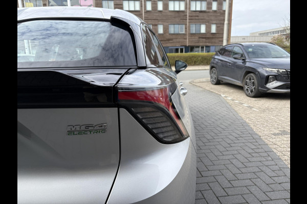 MG Mg4 electric Standard 51 kWh | Carplay | Parkeersensoren | Adaptieve Cruise
