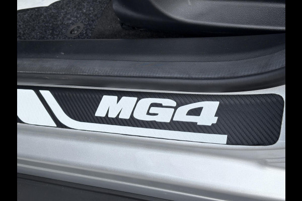 MG Mg4 electric Standard 51 kWh | Carplay | Parkeersensoren | Adaptieve Cruise