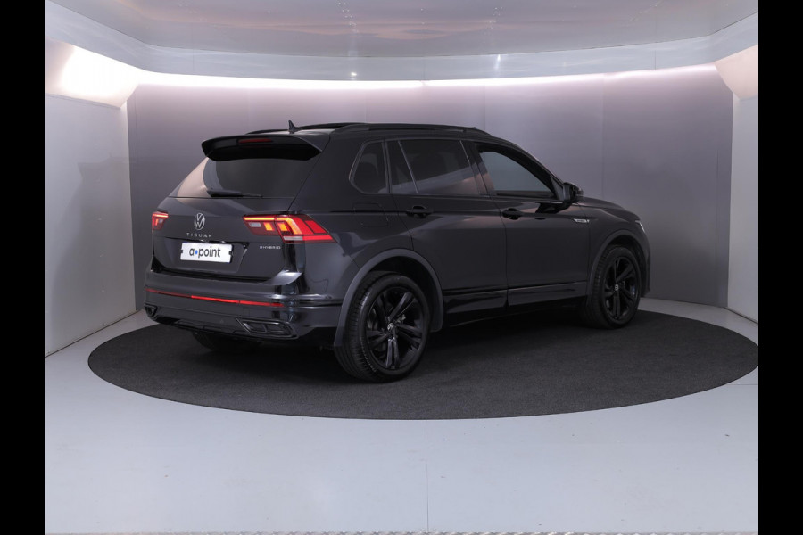 Volkswagen Tiguan 1.4 TSI eHybrid R-Line Business 245 PK PHEV | Navigatie | Panorama dak | Black Style | Assistentie pakket | Parkeer camera |