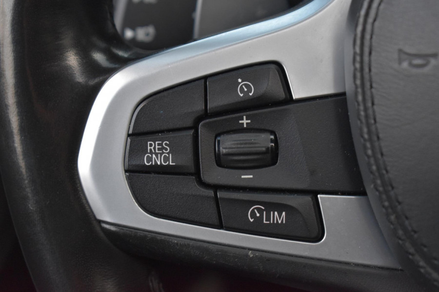 BMW X4 xDrive20i High Executive Edition M-Sport Pano Camera HK