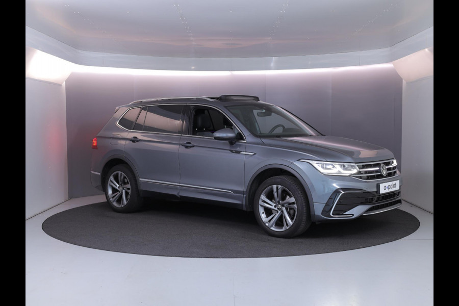 Volkswagen Tiguan Allspace 1.5 TSI R-Line Business+ 7p. 150pk DSG| Camera| 19'LMvelgen| Pano-dak| Matrix LED