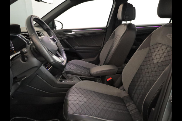 Volkswagen Tiguan Allspace 1.5 TSI R-Line Business+ 7p. 150pk DSG| Camera| 19'LMvelgen| Pano-dak| Matrix LED