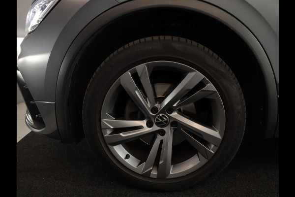 Volkswagen Tiguan Allspace 1.5 TSI R-Line Business+ 7p. 150pk DSG| Camera| 19'LMvelgen| Pano-dak| Matrix LED