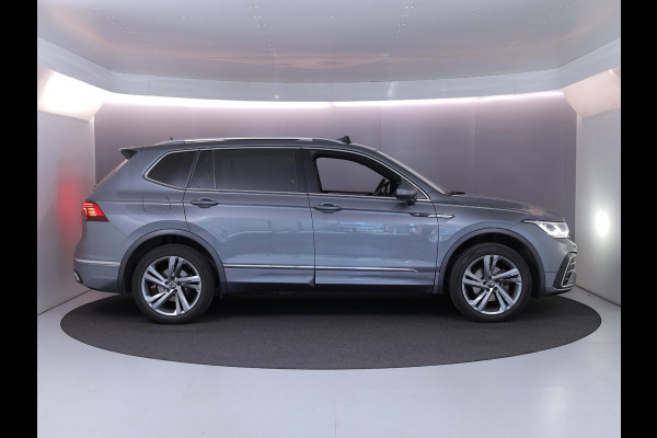 Volkswagen Tiguan Allspace 1.5 TSI R-Line Business+ 7p. 150pk DSG| Camera| 19'LMvelgen| Pano-dak| Matrix LED
