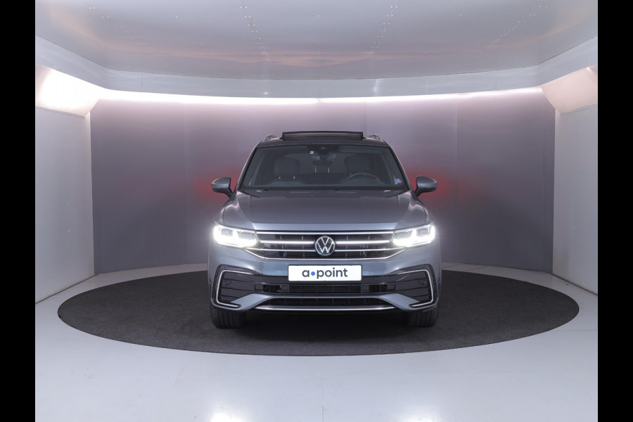 Volkswagen Tiguan Allspace 1.5 TSI R-Line Business+ 7p. 150pk DSG| Camera| 19'LMvelgen| Pano-dak| Matrix LED
