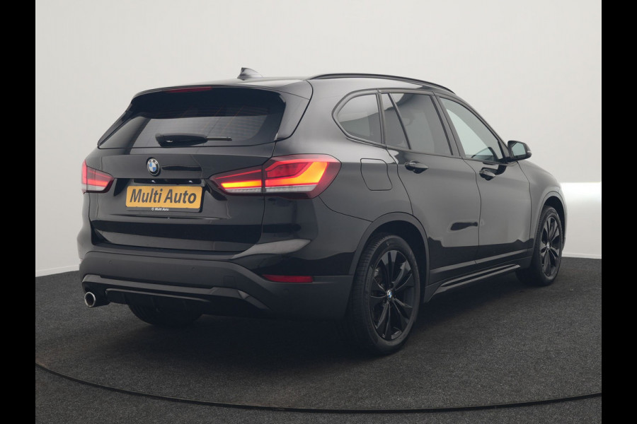 BMW X1 xDrive25e Sportline PHEV 221pk Dealer O.H | Trekhaak Afn. | Camera | Sportstoelen & Stuur Verwarmd | BMW LED | Hifi Audio | Navigatie | DAB | 18" L.M | Plug In Hybrid |