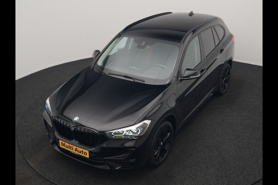 BMW X1 xDrive25e Sportline PHEV 221pk Dealer O.H | Trekhaak Afn. | Camera | Sportstoelen & Stuur Verwarmd | BMW LED | Hifi Audio | Navigatie | DAB | 18" L.M | Plug In Hybrid |