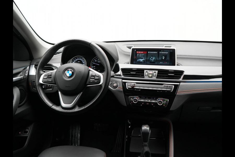 BMW X1 xDrive25e Sportline PHEV 221pk Dealer O.H | Trekhaak Afn. | Camera | Sportstoelen & Stuur Verwarmd | BMW LED | Hifi Audio | Navigatie | DAB | 18" L.M | Plug In Hybrid |