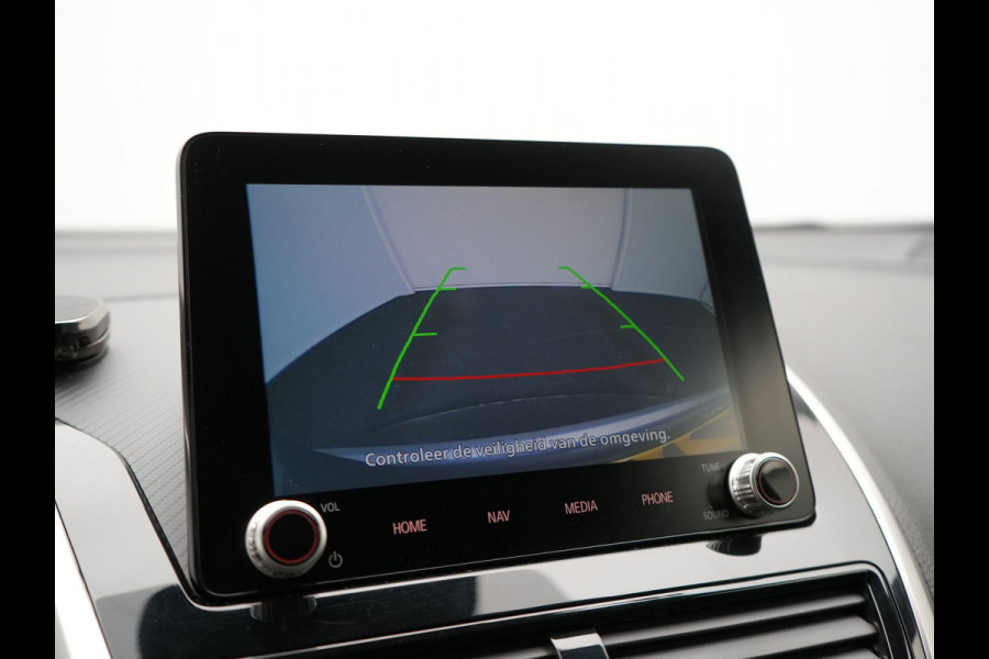 Mitsubishi Eclipse Cross 2.4 Intense PHEV 188pk Dealer O.H. | Camera | Keyless | Alcantara Sportstoelen Verwarmd | Apple Carplay | Cruise Control | Navigatie | DAB | Plug In Hybrid |