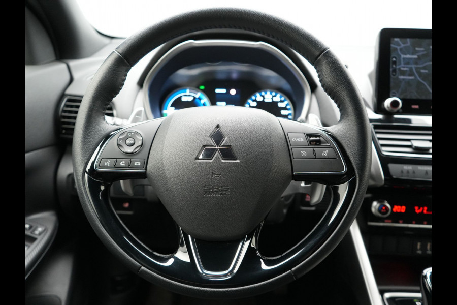 Mitsubishi Eclipse Cross 2.4 Intense PHEV 188pk Dealer O.H. | Camera | Keyless | Alcantara Sportstoelen Verwarmd | Apple Carplay | Cruise Control | Navigatie | DAB | Plug In Hybrid |