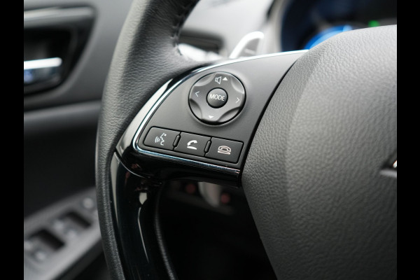 Mitsubishi Eclipse Cross 2.4 Intense PHEV 188pk Dealer O.H. | Camera | Keyless | Alcantara Sportstoelen Verwarmd | Apple Carplay | Cruise Control | Navigatie | DAB | Plug In Hybrid |