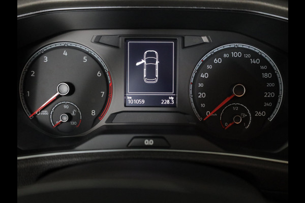 Volkswagen T-Roc 1.0 TSI T-Roc 110pk 6bak| airco| LM-velgen| Parksensors|