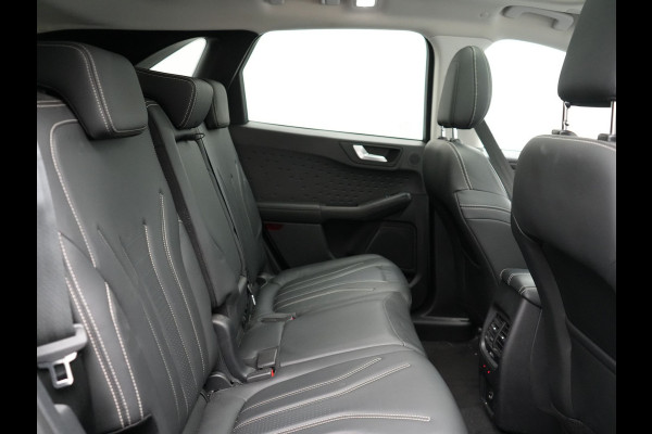 Ford Kuga 2.5 Vignale PHEV 225pk Dealer O.H | Panodak | Head Up | Bang & Olufsen Sound | Adaptive Cruise | 360 Camera | Lederen Sportstoelen Memory & Verwarmd | Keyless | Pilot Assist | Blis | Apple Carplay | Navigatie | Virtual | DAB  | Plug In Hybrid |