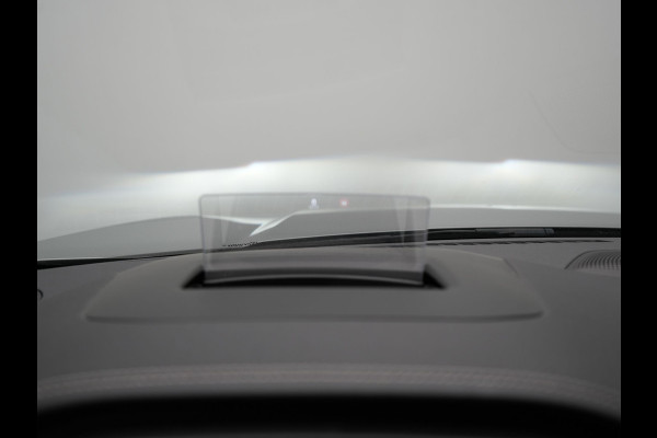 Ford Kuga 2.5 Vignale PHEV 225pk Dealer O.H | Panodak | Head Up | Bang & Olufsen Sound | Adaptive Cruise | 360 Camera | Lederen Sportstoelen Memory & Verwarmd | Keyless | Pilot Assist | Blis | Apple Carplay | Navigatie | Virtual | DAB  | Plug In Hybrid |