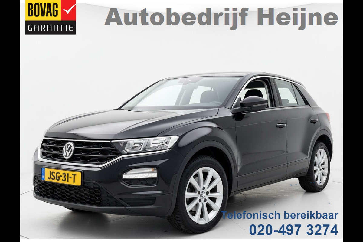 Volkswagen T-Roc 1.5 TSI 150PK DSG BUSINESS CARPLAY/NAVI/PDC