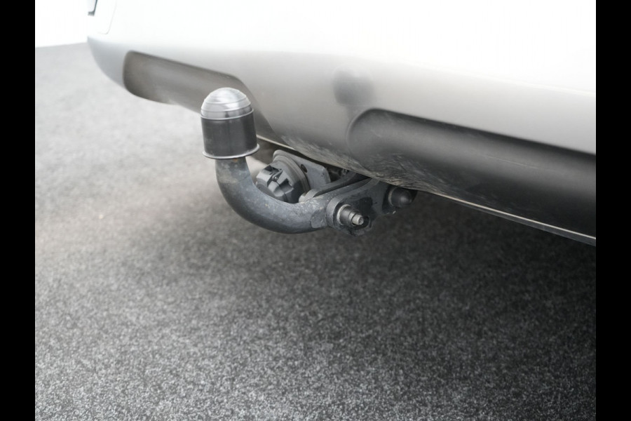 Kia Niro 1.6 GDi DynamicLine PHEV 182pk Dealer O.H. | Trekhaak | Adaptive Cruise | Camera | Sportstoelen & Stuur Verwarmd | Keyless | Apple Carplay | Blis | Navigatie | DAB | Virtual | Plug In Hybrid |