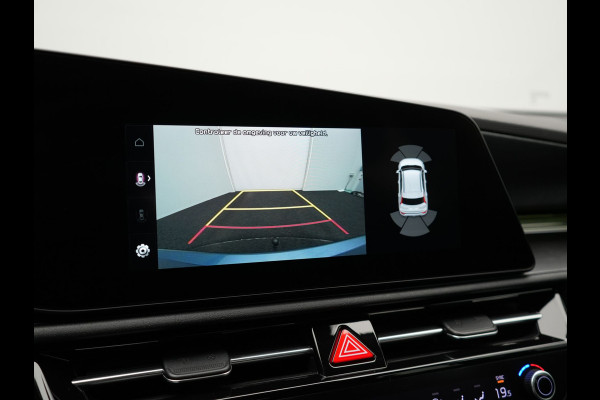 Kia Niro 1.6 GDi DynamicLine PHEV 182pk Dealer O.H. | Trekhaak | Adaptive Cruise | Camera | Sportstoelen & Stuur Verwarmd | Keyless | Apple Carplay | Blis | Navigatie | DAB | Virtual | Plug In Hybrid |