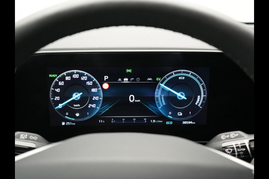 Kia Niro 1.6 GDi DynamicLine PHEV 182pk Dealer O.H. | Trekhaak | Adaptive Cruise | Camera | Sportstoelen & Stuur Verwarmd | Keyless | Apple Carplay | Blis | Navigatie | DAB | Virtual | Plug In Hybrid |