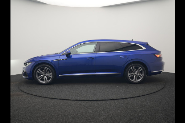 Volkswagen Arteon Shooting Brake 1.4 TSI eHybrid R-Line PHEV 218pk Dealer O.H. | Trekhaak Af Fabriek | Adaptive Cruise | Lederen Sportstoelen Memory & Massage | Keyless | Apple Carplay | Stoelverwarming | Navigatie | DAB | Plug In Hybrid |