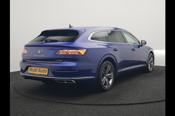 Volkswagen Arteon Shooting Brake 1.4 TSI eHybrid R-Line PHEV 218pk Dealer O.H. | Trekhaak Af Fabriek | Adaptive Cruise | Lederen Sportstoelen Memory & Massage | Keyless | Apple Carplay | Stoelverwarming | Navigatie | DAB | Plug In Hybrid |