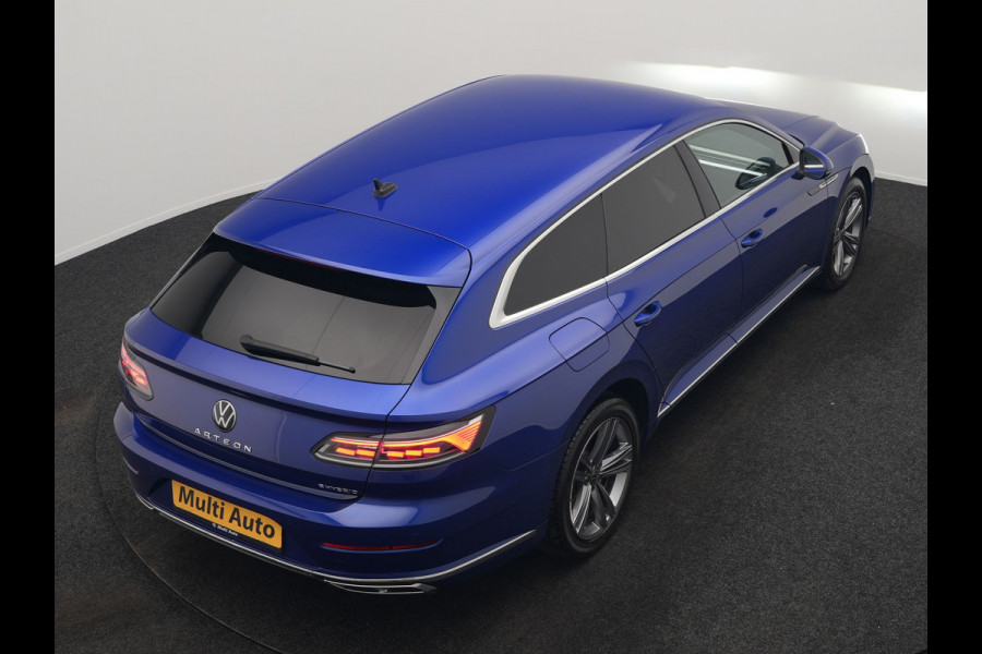 Volkswagen Arteon Shooting Brake 1.4 TSI eHybrid R-Line PHEV 218pk Dealer O.H. | Trekhaak Af Fabriek | Adaptive Cruise | Lederen Sportstoelen Memory & Massage | Keyless | Apple Carplay | Stoelverwarming | Navigatie | DAB | Plug In Hybrid |