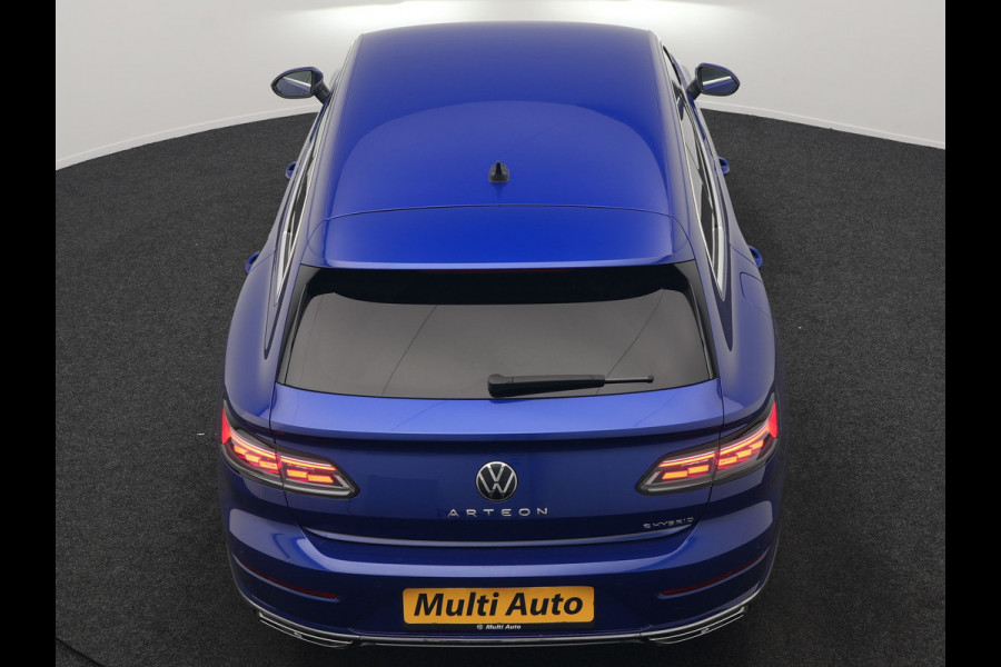 Volkswagen Arteon Shooting Brake 1.4 TSI eHybrid R-Line PHEV 218pk Dealer O.H. | Trekhaak Af Fabriek | Adaptive Cruise | Lederen Sportstoelen Memory & Massage | Keyless | Apple Carplay | Stoelverwarming | Navigatie | DAB | Plug In Hybrid |