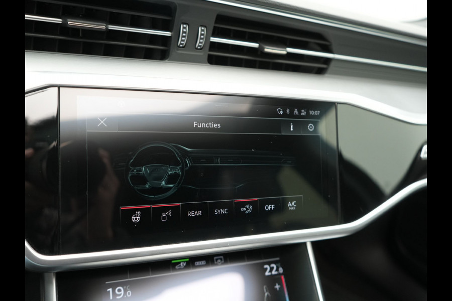 Audi A6 Avant 55 TFSI e Quattro S Competition PHEV 367pk Dealer O.H. | 2x S-Line | Trekhaak Af Fabriek | Panodak | 360 Camera | Bang & Olufsen | Adaptive Cruise | Sportstoelen Memory & Verwarmd | Apple Carplay | Keyless | Stuur Verwarmd | Virtual | Navigatie | Plug In Hybrid