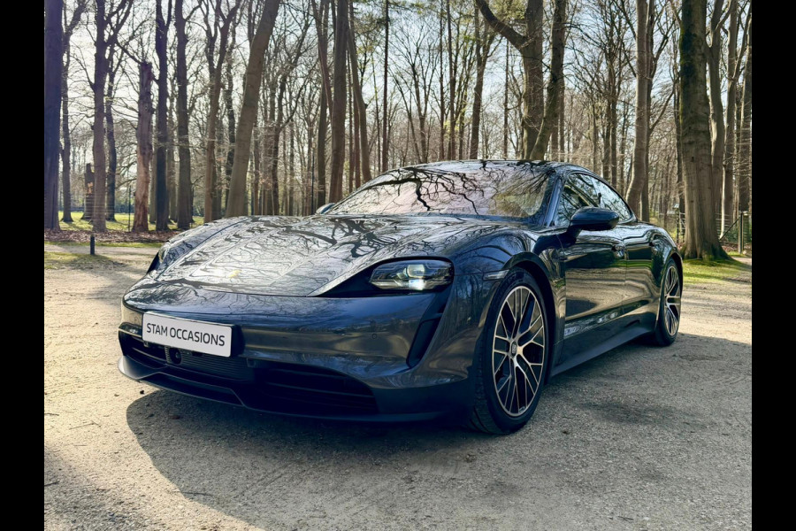 Porsche Taycan 4S Performance 84 kWh Sport Chrono-pakket | BOSE | 360° Camera | Stoelverw. | Panoramadak