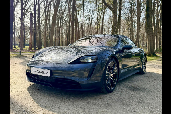 Porsche Taycan 4S Performance 84 kWh Sport Chrono-pakket | BOSE | 360° Camera | Stoelverw. | Panoramadak
