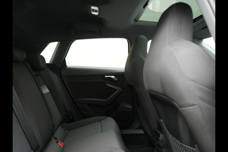 Audi A3 Sportback 40 e-tron Advance Sport PHEV 204pk Dealer O.H. | Panodak | Sportstoelen Verwarmd | Matrix LED | Keyless | Blis | Virtual Cockpit | Navigatie | DAB | Cruise Control | Plug In Hybrid |
