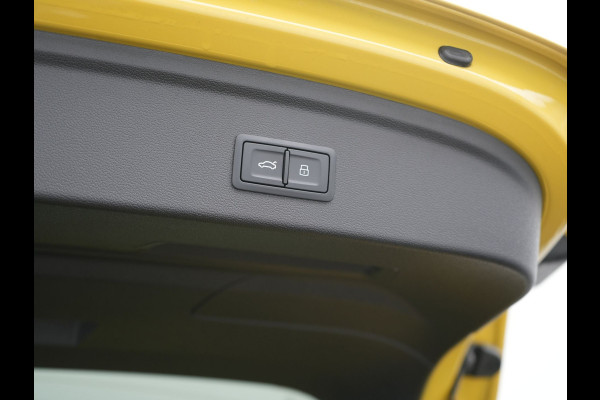 Audi A3 Sportback 40 e-tron Advance Sport PHEV 204pk Dealer O.H. | Panodak | Sportstoelen Verwarmd | Matrix LED | Keyless | Blis | Virtual Cockpit | Navigatie | DAB | Cruise Control | Plug In Hybrid |