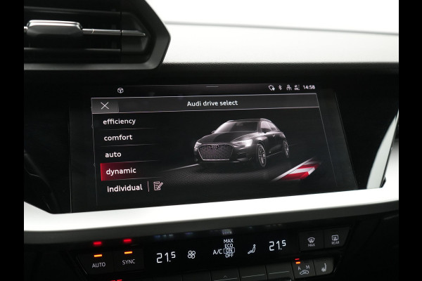 Audi A3 Sportback 40 e-tron Advance Sport PHEV 204pk Dealer O.H. | Panodak | Sportstoelen Verwarmd | Matrix LED | Keyless | Blis | Virtual Cockpit | Navigatie | DAB | Cruise Control | Plug In Hybrid |
