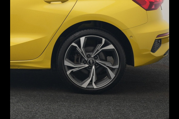 Audi A3 Sportback 40 e-tron Advance Sport PHEV 204pk Dealer O.H. | Panodak | Sportstoelen Verwarmd | Matrix LED | Keyless | Blis | Virtual Cockpit | Navigatie | DAB | Cruise Control | Plug In Hybrid |