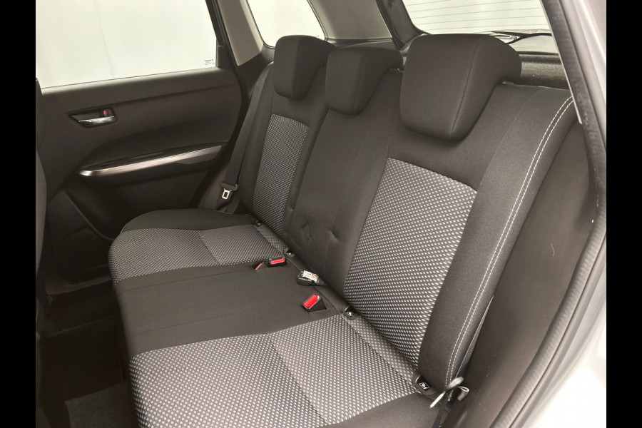 Suzuki Vitara 1.4 Boosterjet Select | 140PK | Trekhaak | Camera | Stoelverwarming