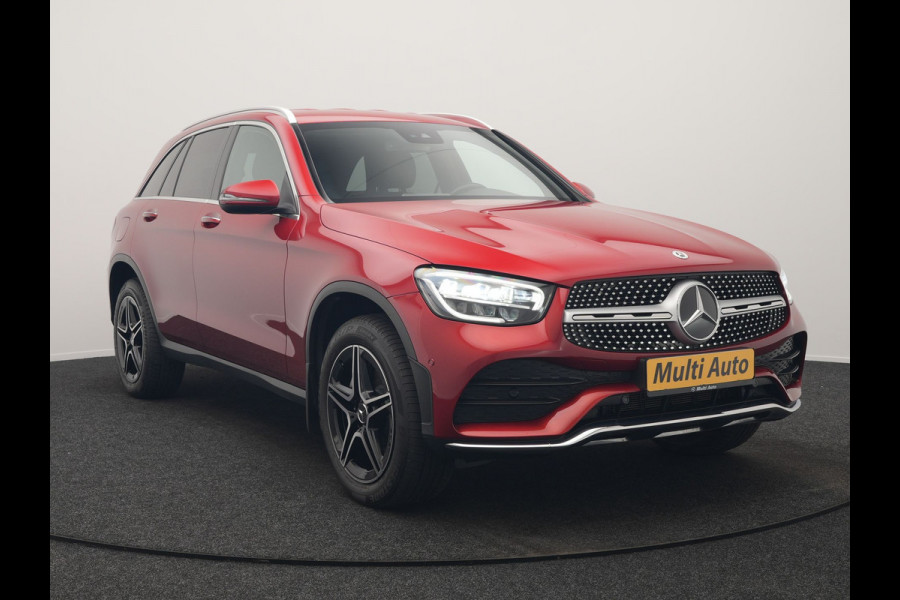 Mercedes-Benz GLC 300e 4MATIC Business Solution AMG PHEV 320pk Dealer O.H. | Camera | Alcantara Sportstoelen Verwarmd | Apple Carplay | Keyless | Navigatie | DAB | Cruise Control | Plug In Hybrid |