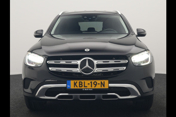 Mercedes-Benz GLC 300e 4MATIC Premium PHEV 320pk Dealer O.H. | Adaptive Cruise | Camera | Lederen Sportstoelen Verwarmd | Apple Carplay | Navigatie | Blis | DAB | 19"L.M | Plug In Hybrid |