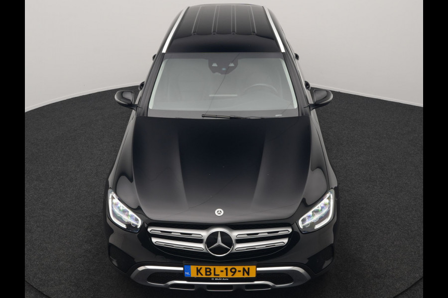 Mercedes-Benz GLC 300e 4MATIC Premium PHEV 320pk Dealer O.H. | Adaptive Cruise | Camera | Lederen Sportstoelen Verwarmd | Apple Carplay | Navigatie | Blis | DAB | 19"L.M | Plug In Hybrid |