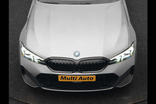 BMW 3 Serie Touring 330e M Sport FACELIFT PHEV 293pk Dealer O.H. | Trekhaak Af Fabriek | Panodak | Harman / Kardon | Sfeerverlichting | Sportstoelen Verwarmd | Widescreen Navi | Apple Carplay | Blis | DAB | Plug In Hybrid |