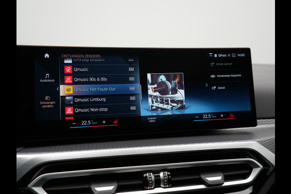 BMW 3 Serie Touring 330e M Sport FACELIFT PHEV 293pk Dealer O.H. | Trekhaak Af Fabriek | Panodak | Harman / Kardon | Sfeerverlichting | Sportstoelen Verwarmd | Widescreen Navi | Apple Carplay | Blis | DAB | Plug In Hybrid |