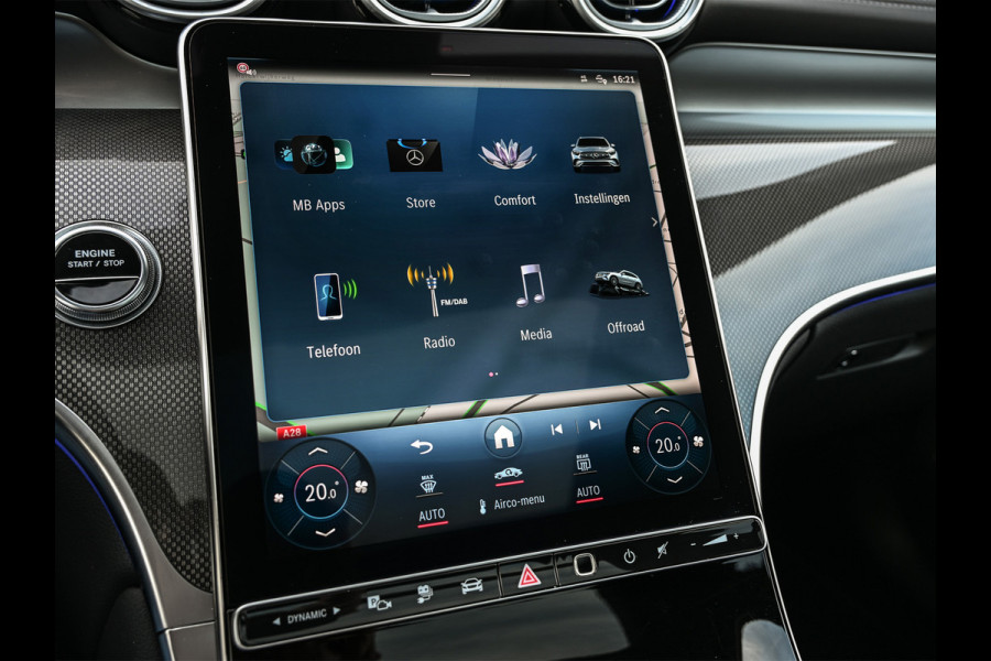 Mercedes-Benz GLC 300e 4MATIC AMG Line | Panoramadak | Burmester | Night pack | Head-up | 360 camera | Digital light | Keyless | Stoelverwarming | Ambiance interieur