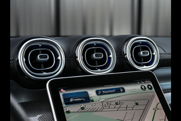 Mercedes-Benz GLC 300e 4MATIC AMG Line | Panoramadak | Burmester | Night pack | Head-up | 360 camera | Digital light | Keyless | Stoelverwarming | Ambiance interieur