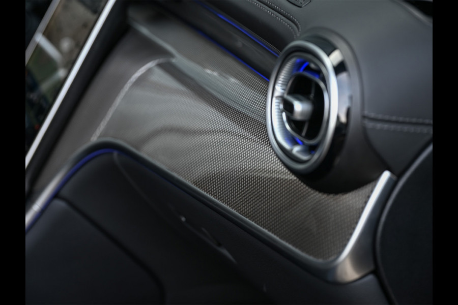 Mercedes-Benz GLC 300e 4MATIC AMG Line | Panoramadak | Burmester | Night pack | Head-up | 360 camera | Digital light | Keyless | Stoelverwarming | Ambiance interieur