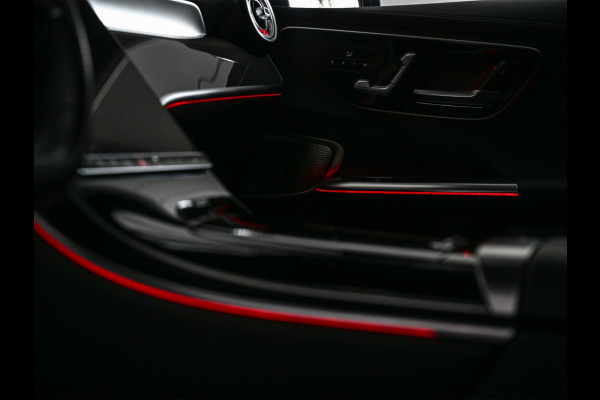 Mercedes-Benz GLC 300e 4MATIC AMG Line | Panoramadak | Burmester | Night pack | Head-up | 360 camera | Digital light | Keyless | Stoelverwarming | Ambiance interieur