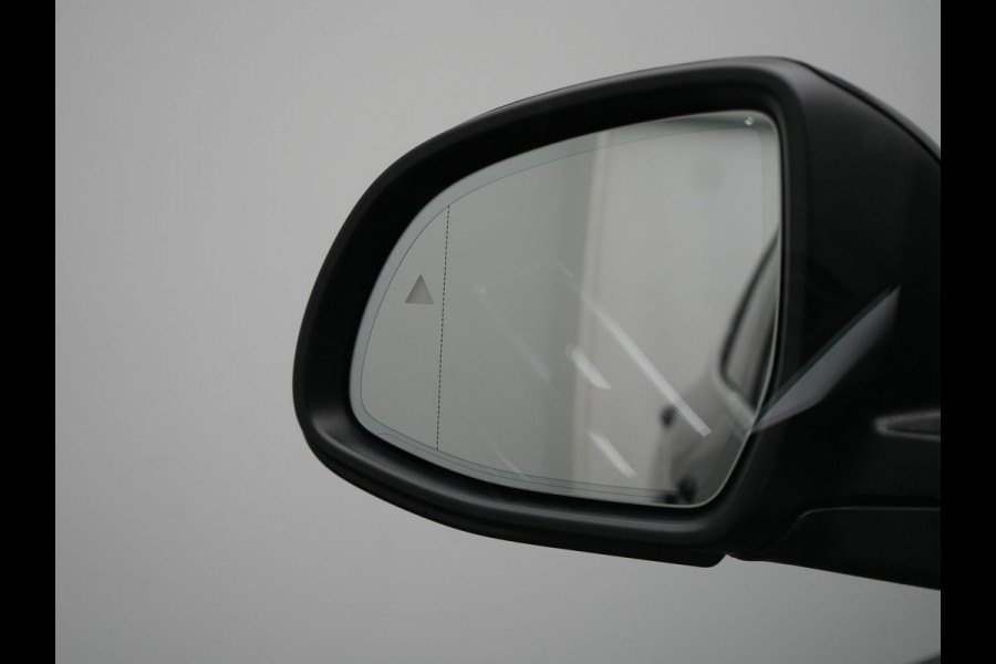 BMW X3 xDrive30e X Line FACELIFT PHEV 293pk Dealer O.H. | 360 Camera | Sportstoelen Verwarmd | Apple Carplay | Hifi Audio | Virtual Cockpit | Navigatie | Cruise Control | DAB | LED Koplampen | 18"L.M | Plug In Hybrid |