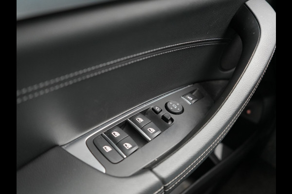 BMW X3 xDrive30e X Line FACELIFT PHEV 293pk Dealer O.H. | 360 Camera | Sportstoelen Verwarmd | Apple Carplay | Hifi Audio | Virtual Cockpit | Navigatie | Cruise Control | DAB | LED Koplampen | 18"L.M | Plug In Hybrid |